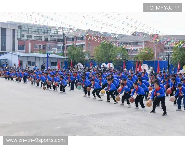 篮球文化走进校园，激发学子运动热情，良好的校园篮球文化